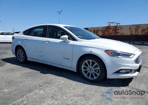 2017 Ford Fusion Se Hybrid из США, поврежденный, VIN 3FA6P0LUXHR409760